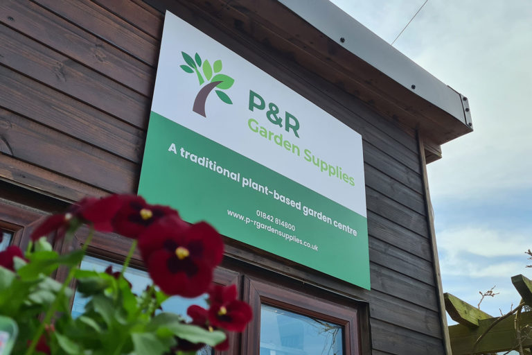 P&R Garden Supplies Sign